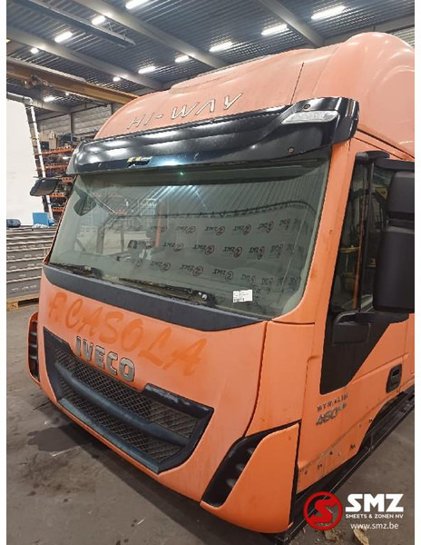 Iveco Occ cabine compleet Hi Way Stralis Iveco - Cabină și interior pentru Camion: Foto 1 Iveco Occ cabine compleet Hi Way Stralis Iveco - Cabină și interior pentru Camion: Foto 1