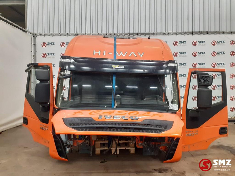 Iveco Occ cabine compleet Iveco Stralis HI Way euro 6 - Cabină și interior pentru Camion: Foto 2 Iveco Occ cabine compleet Iveco Stralis HI Way euro 6 - Cabină și interior pentru Camion: Foto 2