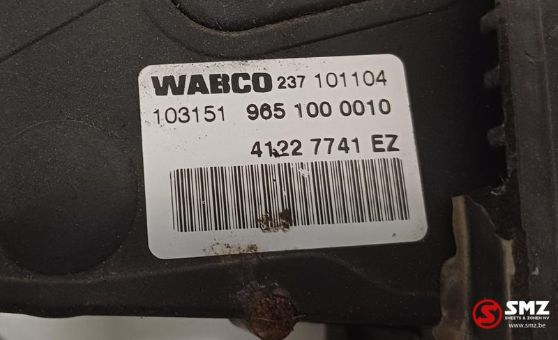 Iveco Occ gaspedaal + sensor Iveco - Cabină și interior pentru Camion: Foto 5 Iveco Occ gaspedaal + sensor Iveco - Cabină și interior pentru Camion: Foto 5