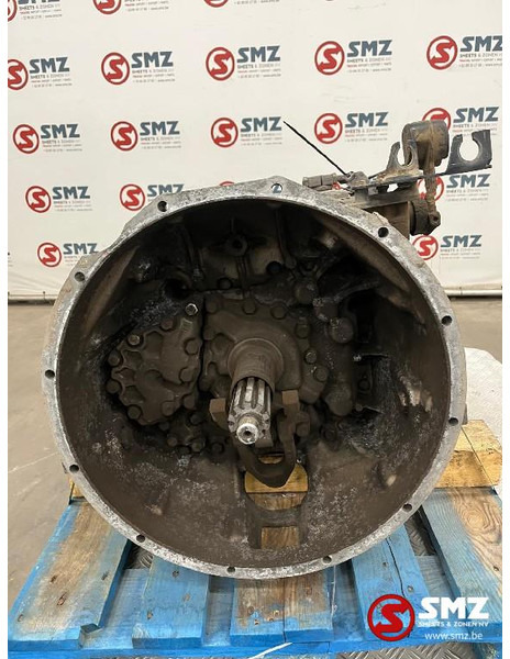 Iveco Occ versnellingsbak 6s2220td iveco - Cutie de viteze pentru Camion: Foto 2 Iveco Occ versnellingsbak 6s2220td iveco - Cutie de viteze pentru Camion: Foto 2