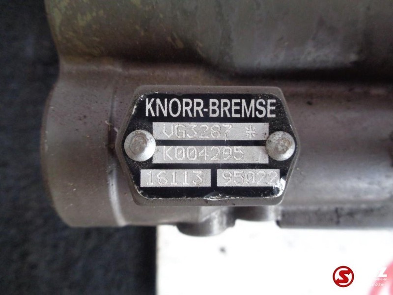 KNORR BREMSE Occ koppelingscillinder vg3287 - Cilindru ambreiaj pentru Camion: Foto 4 KNORR BREMSE Occ koppelingscillinder vg3287 - Cilindru ambreiaj pentru Camion: Foto 4
