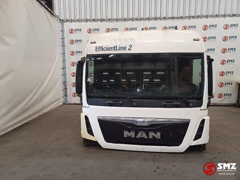 MAN Occ cabine MAN TGX euro 6 - Cabină și interior pentru Camion: Foto 2 MAN Occ cabine MAN TGX euro 6 - Cabină și interior pentru Camion: Foto 2