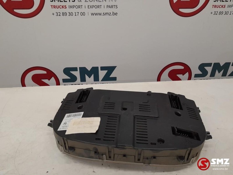 MAN Occ instrumentenpaneel MAN TGS 81258077111 - Cabină și interior pentru Camion: Foto 4 MAN Occ instrumentenpaneel MAN TGS 81258077111 - Cabină și interior pentru Camion: Foto 4