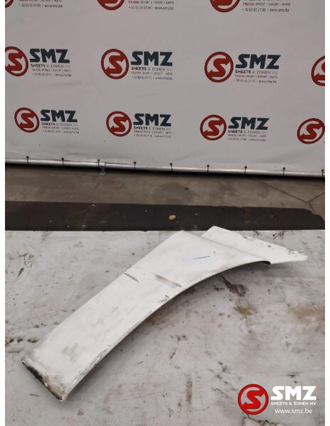 MAN Occ spatbord vooraan rechts MAN - Caroserie și exterior pentru Camion: Foto 1 MAN Occ spatbord vooraan rechts MAN - Caroserie și exterior pentru Camion: Foto 1