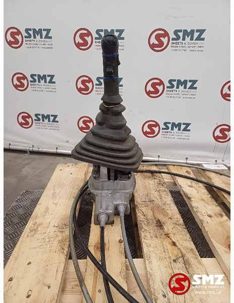 MAN Occ versnellingspookmechanisme met kabel MAN - Ambreiaj și piese pentru Camion: Foto 4 MAN Occ versnellingspookmechanisme met kabel MAN - Ambreiaj și piese pentru Camion: Foto 4