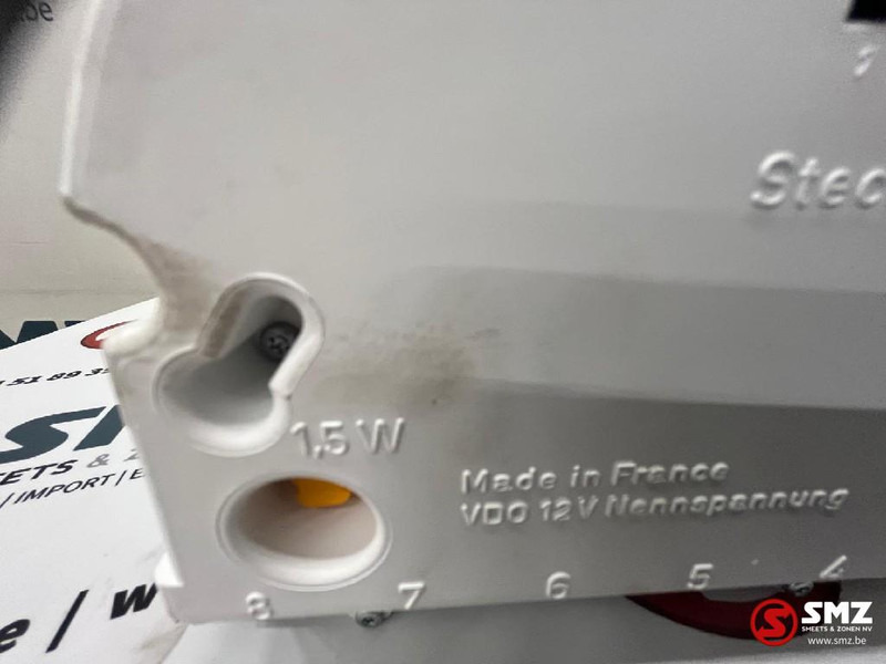 Mercedes-Benz Instrumentenpaneel mercedes vito a0005428401 - Tablou de bord pentru Automobil: Foto 4 Mercedes-Benz Instrumentenpaneel mercedes vito a0005428401 - Tablou de bord pentru Automobil: Foto 4
