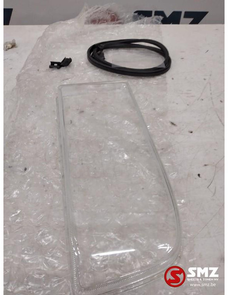Mercedes-Benz Koplamp rechts mercedes axor a0008264310 - Far pentru Camion: Foto 2 Mercedes-Benz Koplamp rechts mercedes axor a0008264310 - Far pentru Camion: Foto 2