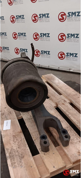 Mercedes-Benz Occ ashoudersteun rechtsachter Mercedes - Cadru/ Şasiu pentru Camion: Foto 2 Mercedes-Benz Occ ashoudersteun rechtsachter Mercedes - Cadru/ Şasiu pentru Camion: Foto 2