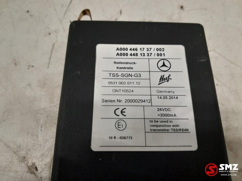 Mercedes-Benz Occ besturingseenheid Mercedes Actros MP4 A0004461 - Calculator de bord pentru Camion: Foto 3 Mercedes-Benz Occ besturingseenheid Mercedes Actros MP4 A0004461 - Calculator de bord pentru Camion: Foto 3