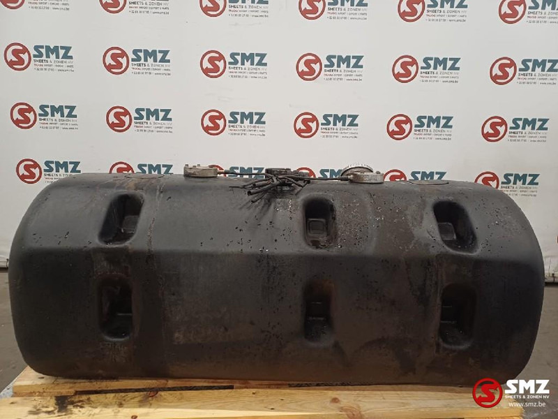 Mercedes-Benz Occ brandstoftank 220L Mercedes - Rezervor combustibil pentru Camion: Foto 2 Mercedes-Benz Occ brandstoftank 220L Mercedes - Rezervor combustibil pentru Camion: Foto 2