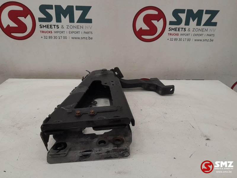 Mercedes-Benz Occ cabinebeugel + montagebeugel rechtsvooraan Mer - Cadru/ Şasiu pentru Camion: Foto 4 Mercedes-Benz Occ cabinebeugel + montagebeugel rechtsvooraan Mer - Cadru/ Şasiu pentru Camion: Foto 4