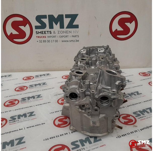 Mercedes-Benz Occ cilinderkop + kleppendeksel links AMG C63S Mer - Motor şi piese pentru Automobil: Foto 4 Mercedes-Benz Occ cilinderkop + kleppendeksel links AMG C63S Mer - Motor şi piese pentru Automobil: Foto 4