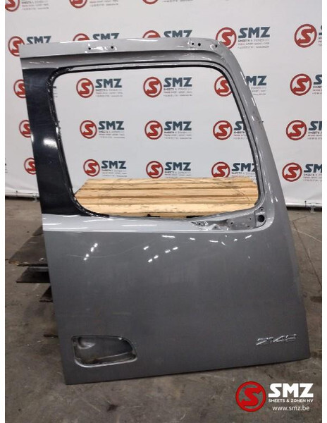 Mercedes-Benz Occ deur rechts Mercedes Arocs 2148 - Uşă și piese pentru Camion: Foto 1 Mercedes-Benz Occ deur rechts Mercedes Arocs 2148 - Uşă și piese pentru Camion: Foto 1