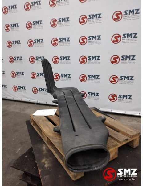 Mercedes-Benz Occ luchtinlaat cabine Actros MP2/3 - Sistem de admisie pentru Camion: Foto 3 Mercedes-Benz Occ luchtinlaat cabine Actros MP2/3 - Sistem de admisie pentru Camion: Foto 3