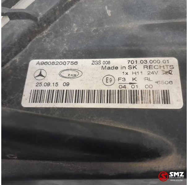 Mercedes-Benz Occ mistlicht rechts Mercedes - Far anticeata pentru Camion: Foto 3 Mercedes-Benz Occ mistlicht rechts Mercedes - Far anticeata pentru Camion: Foto 3