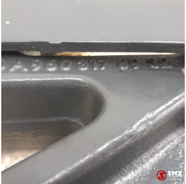 Mercedes-Benz Occ montagebeugels links Mercedes - Cadru/ Şasiu pentru Camion: Foto 4 Mercedes-Benz Occ montagebeugels links Mercedes - Cadru/ Şasiu pentru Camion: Foto 4