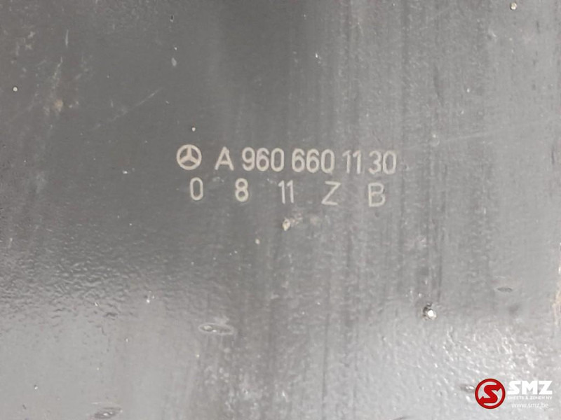 Mercedes-Benz Occ onderste tredebeugel links Mercedes - Cadru/ Şasiu pentru Camion: Foto 5 Mercedes-Benz Occ onderste tredebeugel links Mercedes - Cadru/ Şasiu pentru Camion: Foto 5