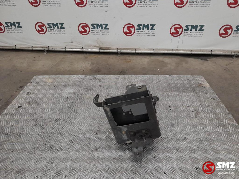 Mercedes-Benz Occ onderste tredebeugel links Mercedes - Cadru/ Şasiu pentru Camion: Foto 4 Mercedes-Benz Occ onderste tredebeugel links Mercedes - Cadru/ Şasiu pentru Camion: Foto 4