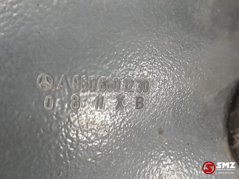 Mercedes-Benz Occ onderste tredebeugel rechts Mercedes - Cadru/ Şasiu pentru Camion: Foto 5 Mercedes-Benz Occ onderste tredebeugel rechts Mercedes - Cadru/ Şasiu pentru Camion: Foto 5