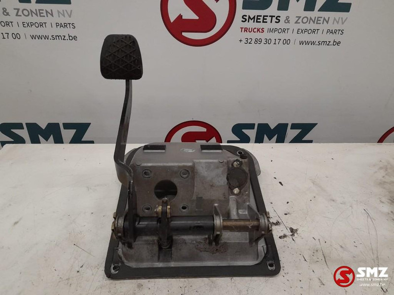 Mercedes-Benz Occ pedaalplaat Mercedes - Cabină și interior pentru Camion: Foto 1 Mercedes-Benz Occ pedaalplaat Mercedes - Cabină și interior pentru Camion: Foto 1