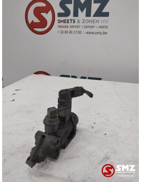 Mercedes-Benz Occ pneumatische klep 3/2 Mercedes Actros MP4 A000 - Calculator de bord pentru Camion: Foto 2 Mercedes-Benz Occ pneumatische klep 3/2 Mercedes Actros MP4 A000 - Calculator de bord pentru Camion: Foto 2