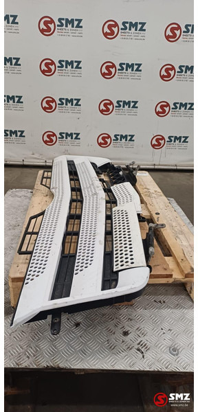 Mercedes-Benz Occ radiatorgrille Mercedes - Grilă pentru Camion: Foto 3 Mercedes-Benz Occ radiatorgrille Mercedes - Grilă pentru Camion: Foto 3