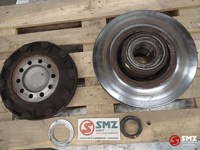 Mercedes-Benz Occ remschijf + wielnaafflens vooras Mercedes - Disc de frână pentru Camion: Foto 2 Mercedes-Benz Occ remschijf + wielnaafflens vooras Mercedes - Disc de frână pentru Camion: Foto 2
