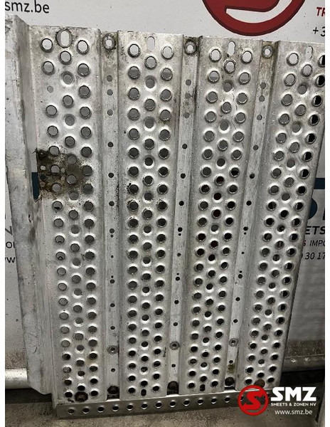 Mercedes-Benz Occ set bordesplaten + afdekplaat catalysator Merc - Cadru/ Şasiu pentru Camion: Foto 3 Mercedes-Benz Occ set bordesplaten + afdekplaat catalysator Merc - Cadru/ Şasiu pentru Camion: Foto 3