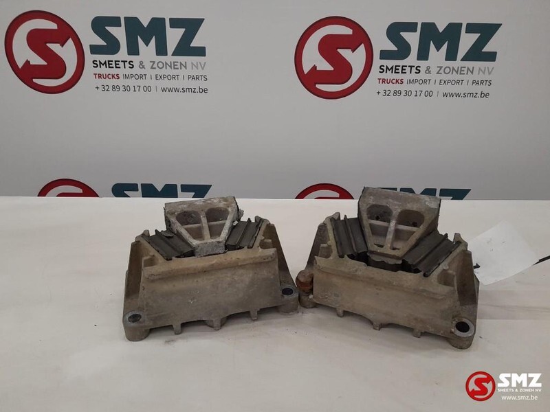 Mercedes-Benz Occ set motorsteunen Mercedes Actros 1831 A9412415 - Suport motor pentru Camion: Foto 1 Mercedes-Benz Occ set motorsteunen Mercedes Actros 1831 A9412415 - Suport motor pentru Camion: Foto 1