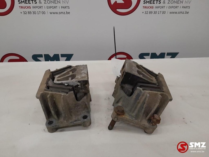 Mercedes-Benz Occ set motorsteunen Mercedes Actros 1831 A9412415 - Suport motor pentru Camion: Foto 4 Mercedes-Benz Occ set motorsteunen Mercedes Actros 1831 A9412415 - Suport motor pentru Camion: Foto 4