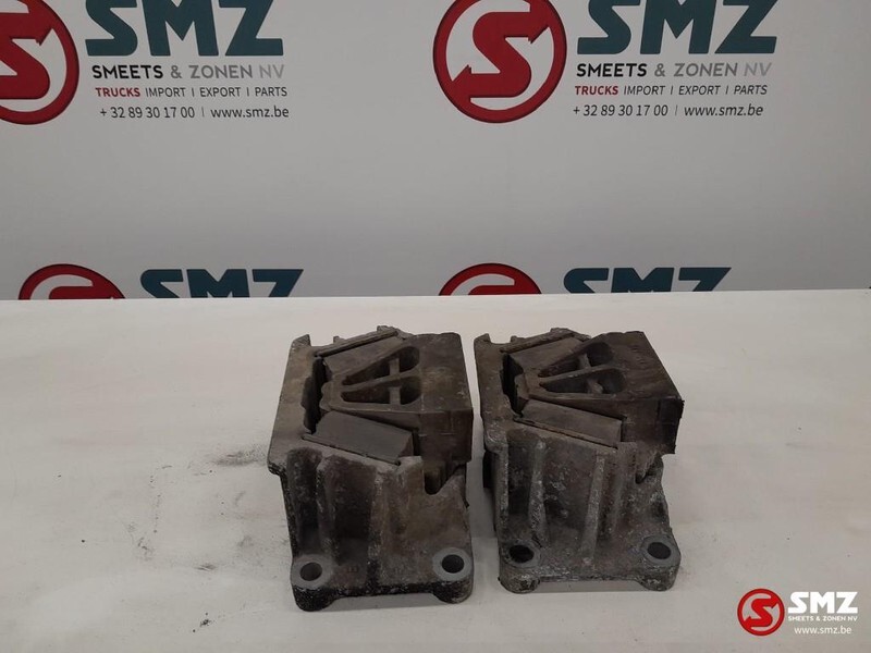 Mercedes-Benz Occ set motorsteunen Mercedes Actros 1831 A9412415 - Suport motor pentru Camion: Foto 3 Mercedes-Benz Occ set motorsteunen Mercedes Actros 1831 A9412415 - Suport motor pentru Camion: Foto 3
