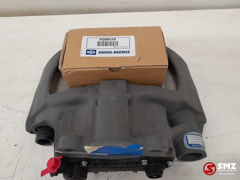 Mercedes-Benz Remklauw links + reparatieset mercedes - Etrier de frână pentru Camion: Foto 3 Mercedes-Benz Remklauw links + reparatieset mercedes - Etrier de frână pentru Camion: Foto 3