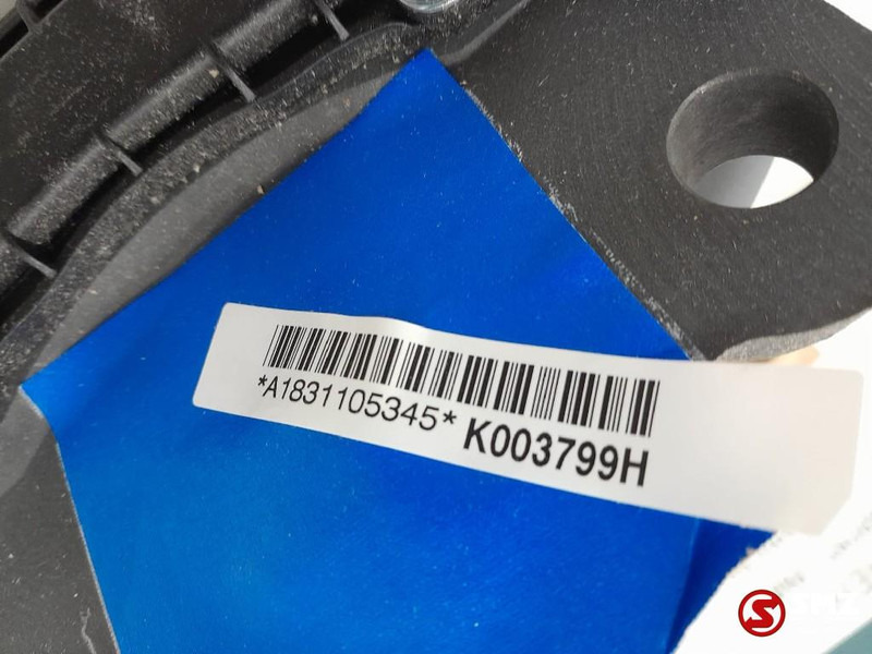 Mercedes-Benz Remklauw rechts + reparatieset mercedes - Etrier de frână pentru Camion: Foto 5 Mercedes-Benz Remklauw rechts + reparatieset mercedes - Etrier de frână pentru Camion: Foto 5