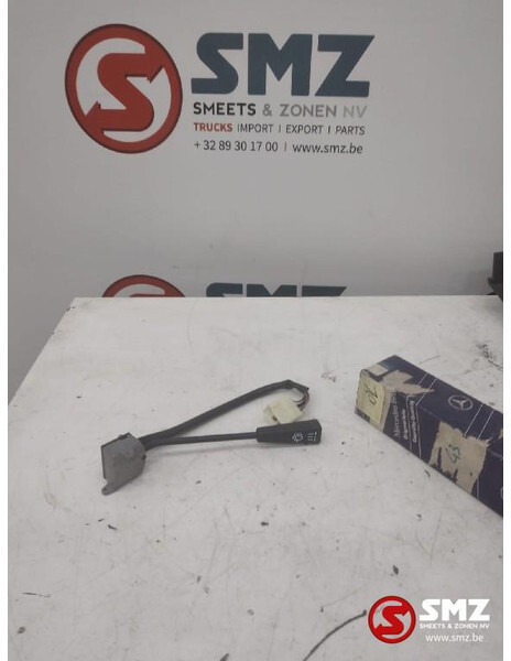 Mercedes-Benz Ruitenwisserschakelaar mercedes mb100 a6315450222 - Ștergător pentru Camion: Foto 2 Mercedes-Benz Ruitenwisserschakelaar mercedes mb100 a6315450222 - Ștergător pentru Camion: Foto 2