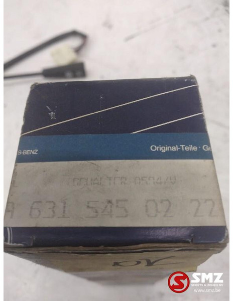 Mercedes-Benz Ruitenwisserschakelaar mercedes mb100 a6315450222 - Ștergător pentru Camion: Foto 3 Mercedes-Benz Ruitenwisserschakelaar mercedes mb100 a6315450222 - Ștergător pentru Camion: Foto 3