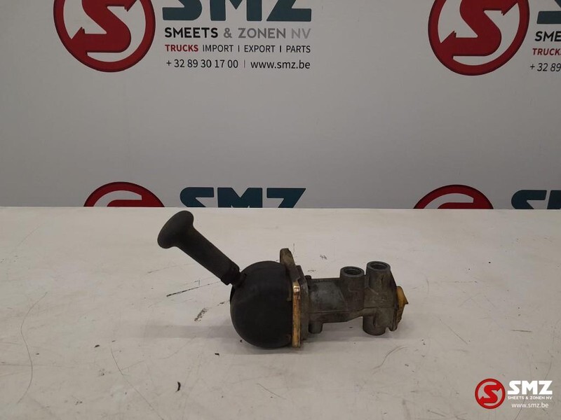 Wabco Occ handremklep Wabco 9617221510 - Piesă de schimb pentru Camion: Foto 1 Wabco Occ handremklep Wabco 9617221510 - Piesă de schimb pentru Camion: Foto 1