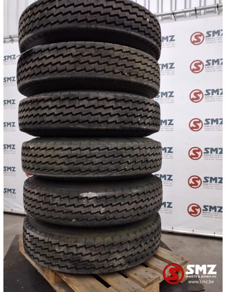 Pirelli Occ vrachtwagenband Pirelli Cinturato 11 00 R 20 - Anvelopă pentru Camion: Foto 1 Pirelli Occ vrachtwagenband Pirelli Cinturato 11 00 R 20 - Anvelopă pentru Camion: Foto 1