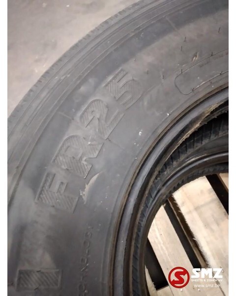 Pirelli Occ vrachtwagenband Pirelli FR25 315/80R22.5 - Anvelopă pentru Camion: Foto 4 Pirelli Occ vrachtwagenband Pirelli FR25 315/80R22.5 - Anvelopă pentru Camion: Foto 4