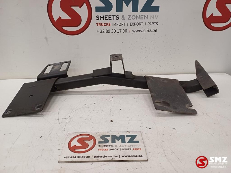 Renault Occ bumperbevestiging links Renault - Bară de protecție pentru Camion: Foto 4 Renault Occ bumperbevestiging links Renault - Bară de protecție pentru Camion: Foto 4