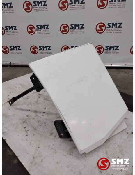 Renault Occ cabinespoiler links Renault - Aerodinamică/ Spoiler pentru Camion: Foto 1 Renault Occ cabinespoiler links Renault - Aerodinamică/ Spoiler pentru Camion: Foto 1