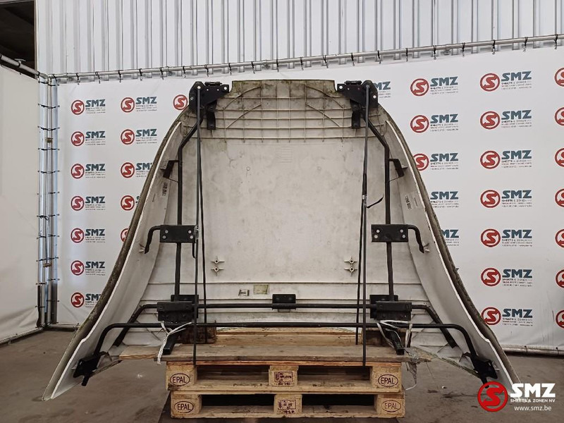 Renault Occ dakspoiler Renault - Aerodinamică/ Spoiler pentru Camion: Foto 2 Renault Occ dakspoiler Renault - Aerodinamică/ Spoiler pentru Camion: Foto 2