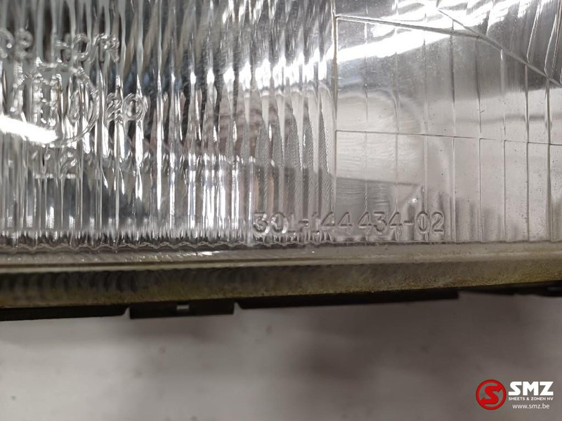 Scania Occ koplamp rechts Scania - Far pentru Camion: Foto 3 Scania Occ koplamp rechts Scania - Far pentru Camion: Foto 3