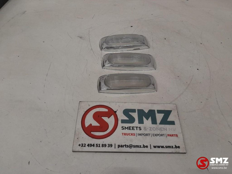 Scania Occ lot van 3 pinkerafdekkingen Scania - Lumină pentru Camion: Foto 1 Scania Occ lot van 3 pinkerafdekkingen Scania - Lumină pentru Camion: Foto 1