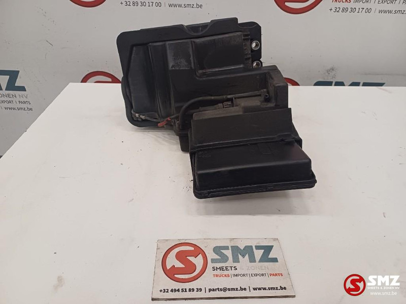 Scania Occ ruitenwissersproeierreservoir Scania - Ștergător pentru Camion: Foto 4 Scania Occ ruitenwissersproeierreservoir Scania - Ștergător pentru Camion: Foto 4