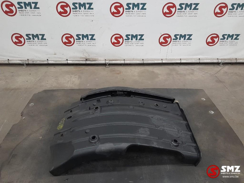 Scania Occ spatbord links vooraan Scania - Caroserie și exterior pentru Camion: Foto 4 Scania Occ spatbord links vooraan Scania - Caroserie și exterior pentru Camion: Foto 4