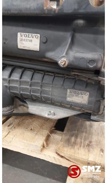 Volvo Occ Radiator met intercooler Volvo FH12 - Radiator pentru Camion: Foto 3 Volvo Occ Radiator met intercooler Volvo FH12 - Radiator pentru Camion: Foto 3