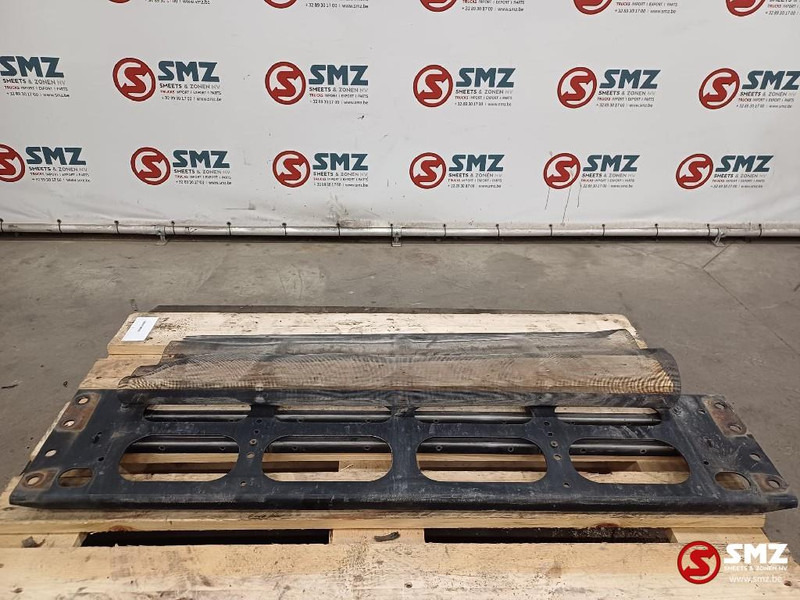 Volvo Occ binnenframe radiatorgrille Volvo - Grilă pentru Camion: Foto 4 Volvo Occ binnenframe radiatorgrille Volvo - Grilă pentru Camion: Foto 4