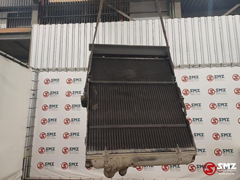 Volvo Occ radiator + intercooler + condenser Volvo - Radiator pentru Camion: Foto 2 Volvo Occ radiator + intercooler + condenser Volvo - Radiator pentru Camion: Foto 2