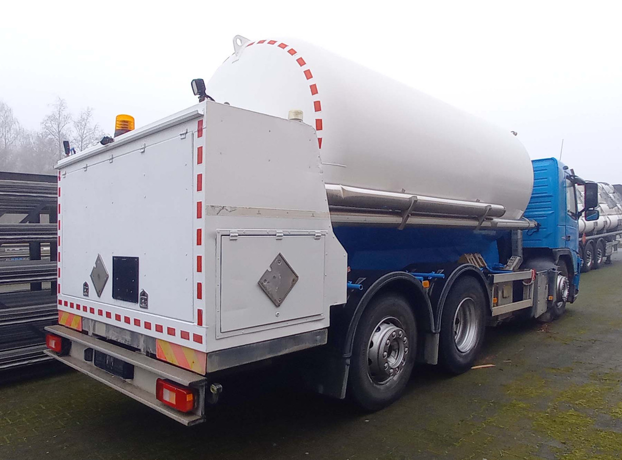 VOLVO Gas, oxygen, argon, nitrogen, cryogenic tank truck - Camion cisternă: Foto 4 VOLVO Gas, oxygen, argon, nitrogen, cryogenic tank truck - Camion cisternă: Foto 4