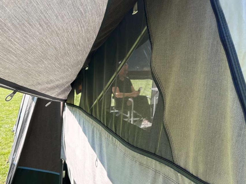 Camp-let Earth - Rulotă: Foto 4 Camp-let Earth - Rulotă: Foto 4